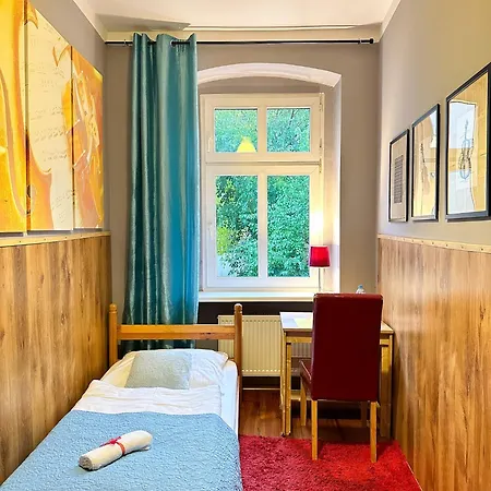 Explorer Old Town & #don't Be A Tourist, Be An Explorer!