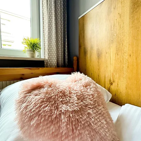 Explorer Old Town & #don't Be A Tourist, Be An Explorer!