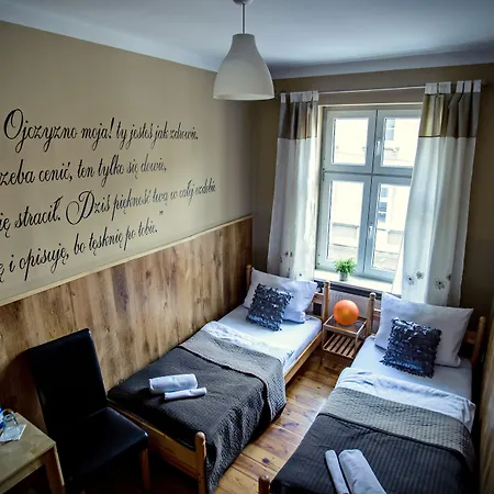 Explorer Old Town & #don't Be A Tourist, Be An Explorer! 旅馆 *