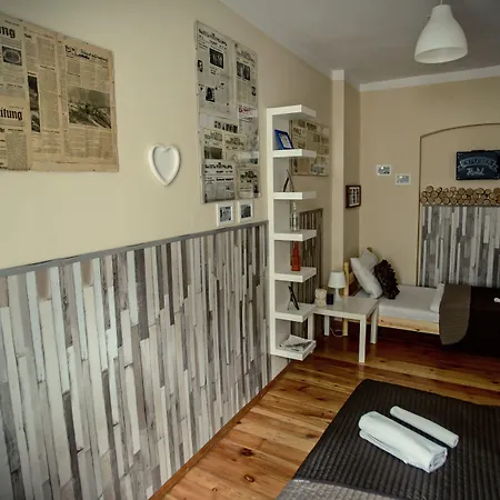 旅馆 Explorer Old Town & #don't Be A Tourist, Be An Explorer!