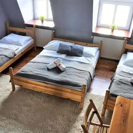 Explorer Old Town & #don't Be A Tourist, Be An Explorer! Albergue