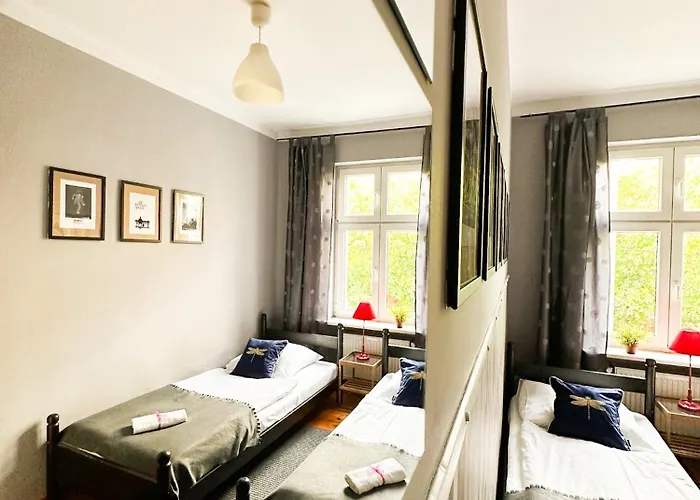 Explorer Old Town & #don't Be A Tourist, Be An Explorer! *