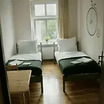 Hostel Explorer Old Town & #don't Be A Tourist, Be An Explorer! *