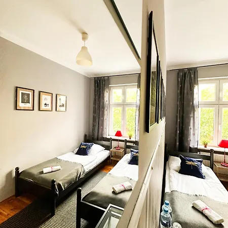 Explorer Old Town & #don't Be A Tourist, Be An Explorer! *