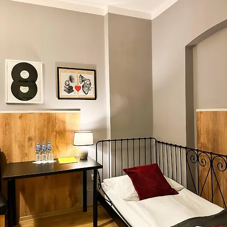 Explorer Old Town & #don't Be A Tourist, Be An Explorer! Πόζναν