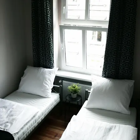 Explorer Old Town & #don't Be A Tourist, Be An Explorer! Hostel