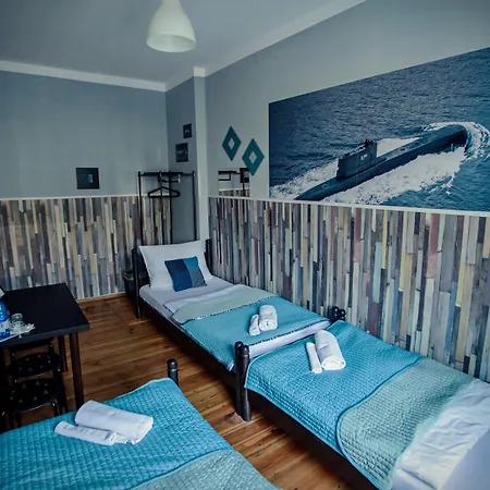 Explorer Old Town & #don't Be A Tourist, Be An Explorer! ホステル