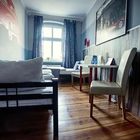 Explorer Old Town & #don't Be A Tourist, Be An Explorer! ホステル *