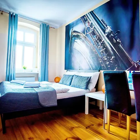 Explorer Old Town & #don't Be A Tourist, Be An Explorer! *