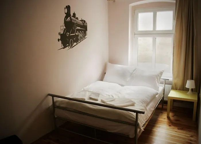 Explorer Old Town & #don't Be A Tourist, Be An Explorer! Poznan