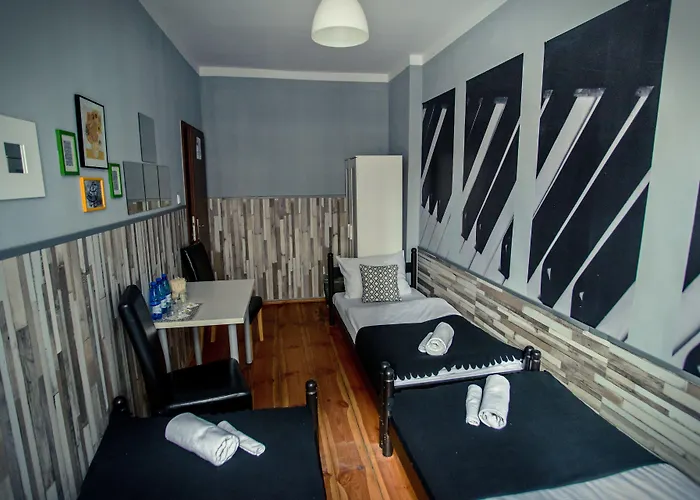 Explorer Old Town & #don't Be A Tourist, Be An Explorer! 波兹南