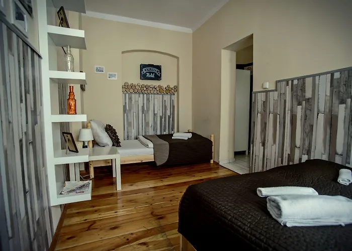 Explorer Old Town & #don't Be A Tourist, Be An Explorer! 旅馆 *