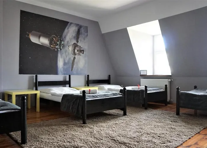 Hostel Explorer Old Town & #don't Be A Tourist, Be An Explorer!